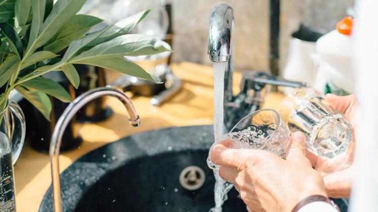 How to Use the Kitchen Sink Drain Basket Swan for a Cleaner Kitchen